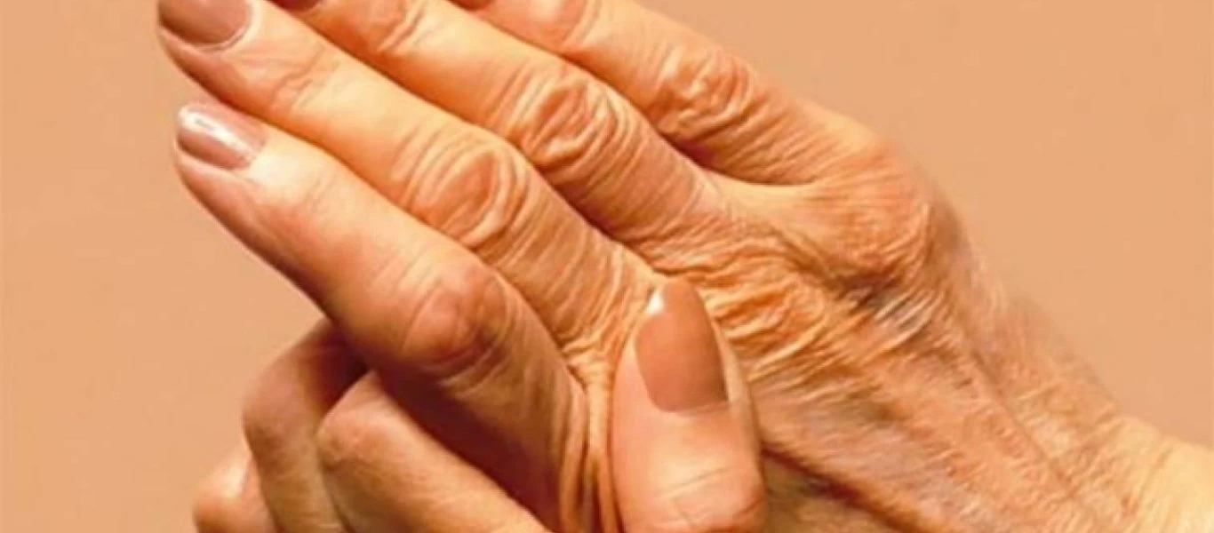Ρευματοειδής αρθρίτιδα: Το νου σας σε αυτά τα 12 πρώιμα σημάδια